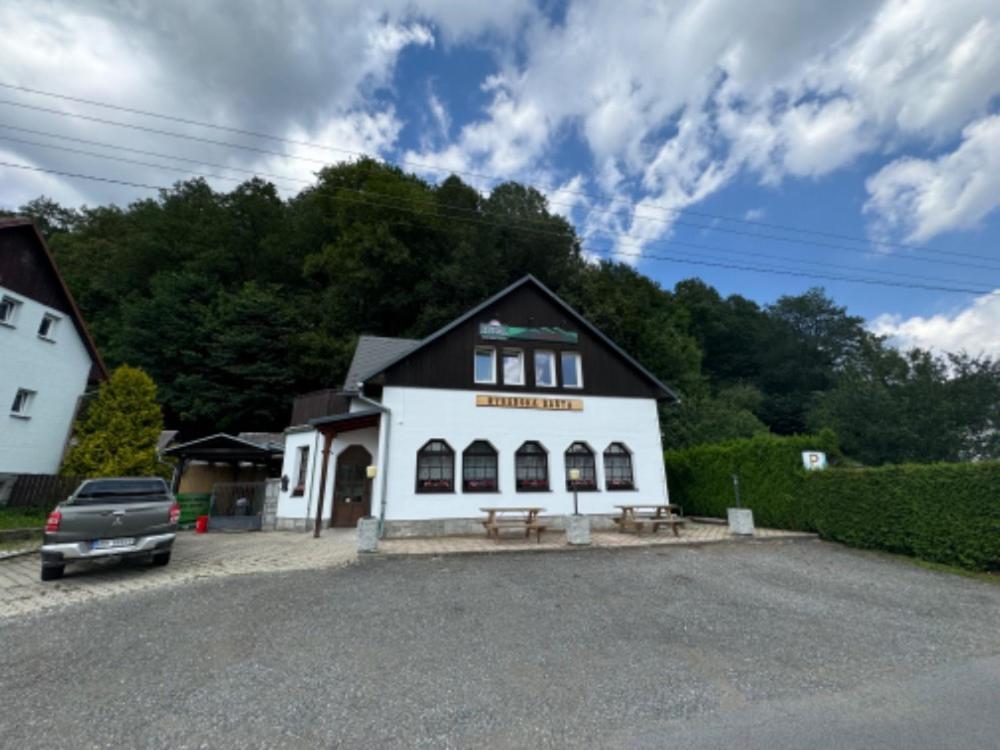 Penzion A Rybarska Basta U Jesetera Jeseník Exterior foto